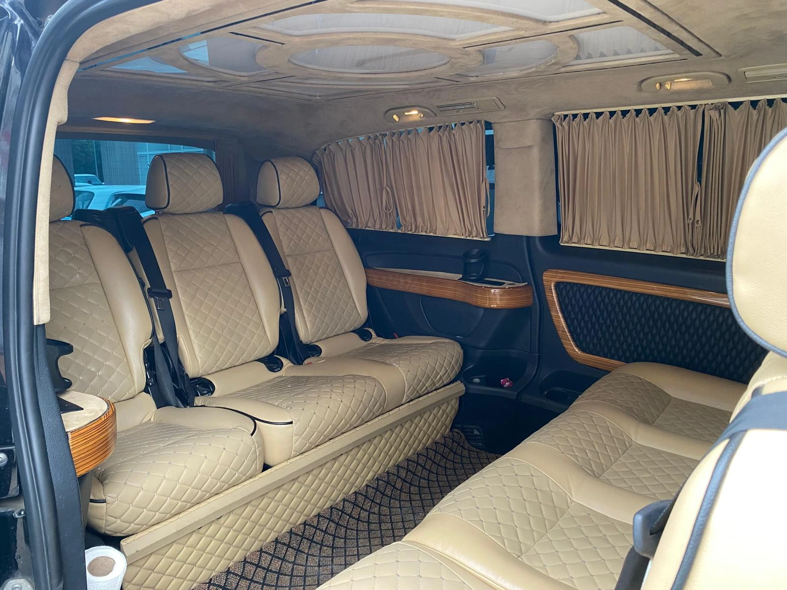 Mercedes Vito VIP - Innenraum